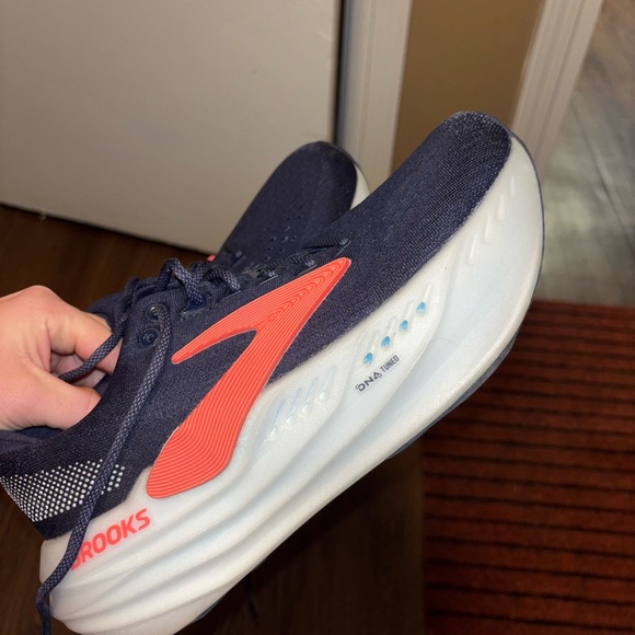 Brooks Glycerin Max Shoes - Picture 2 of 6